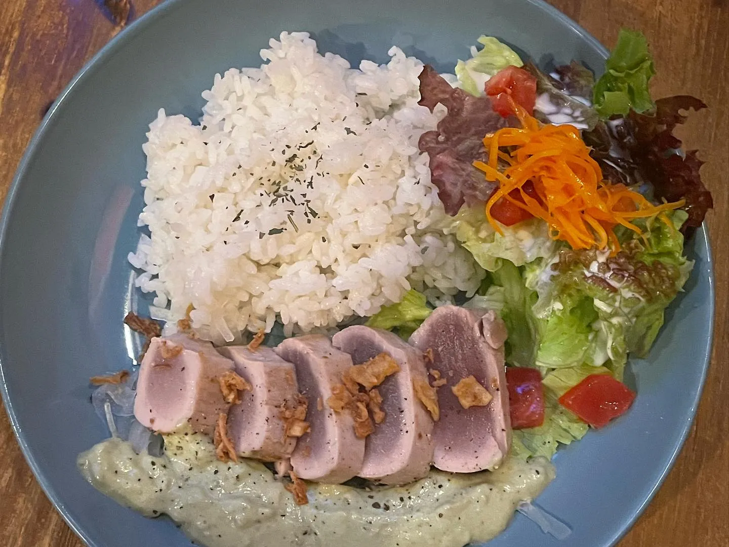 7月11日木曜日 本日の日替わりワンプレートランチはマグロス...