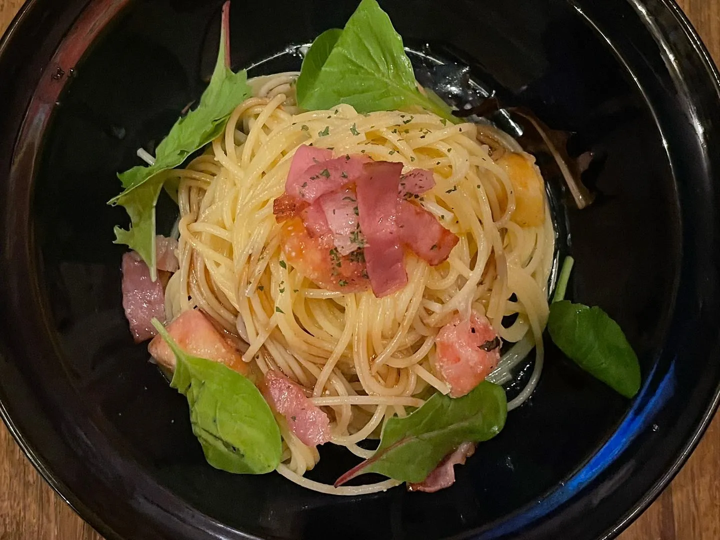 8月5日月曜日 本日の日替りワンプレートランチはモモとベーコ...